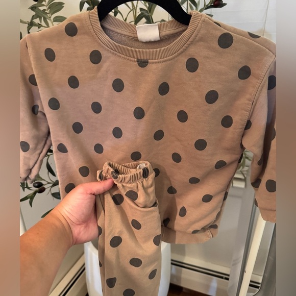 Zara Polka Dot Toddler Sweatshirt and Pants Set size 3-4 years - Picture 5 of 5